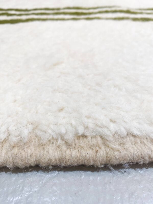 Tapis berbère marocain Beni Ouarain à motifs kaki 2,41x1,68m