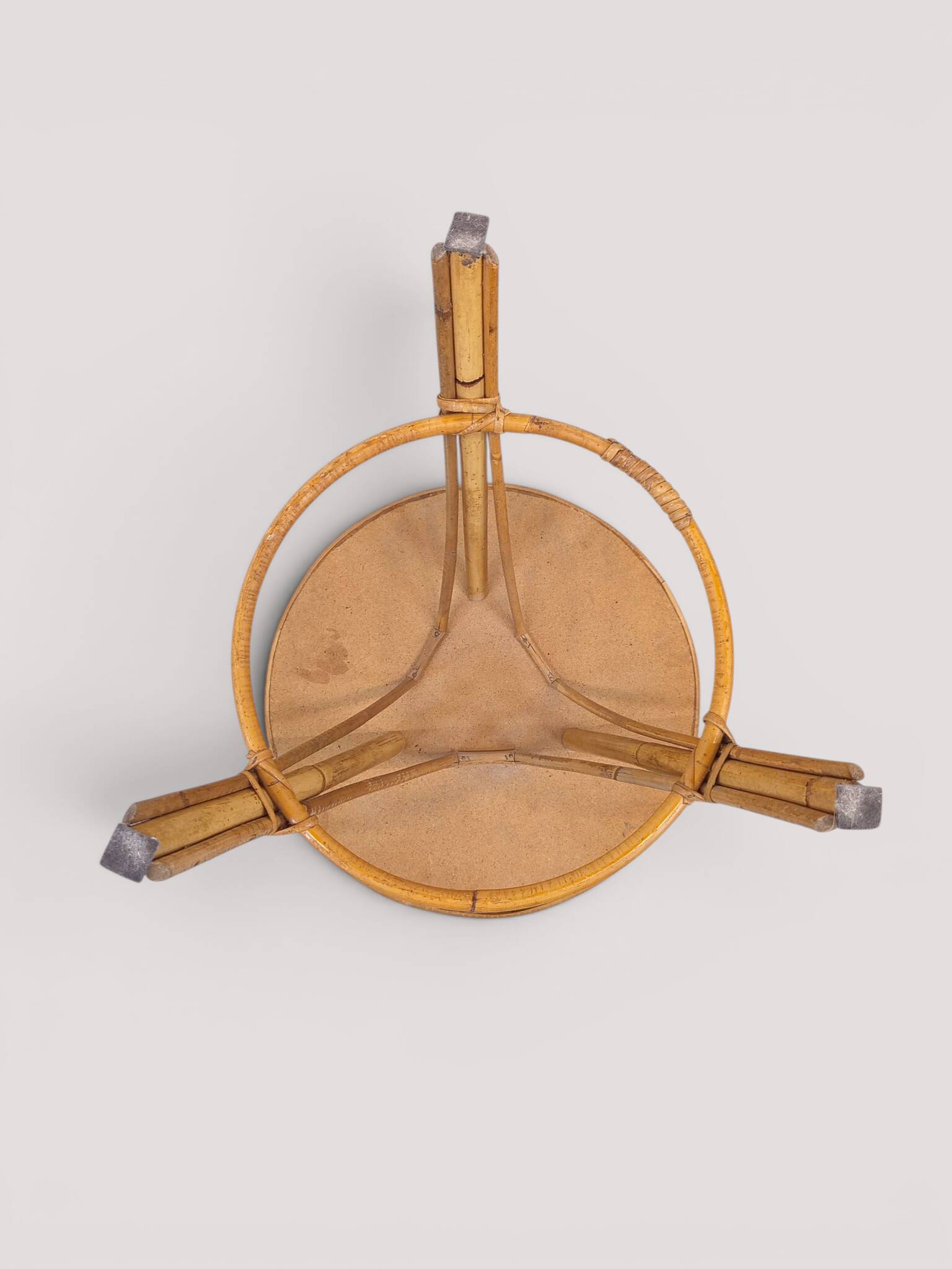 Table d'appoint tripode vintage en rotin et bambou (Ø44 cm) – Style Riviera