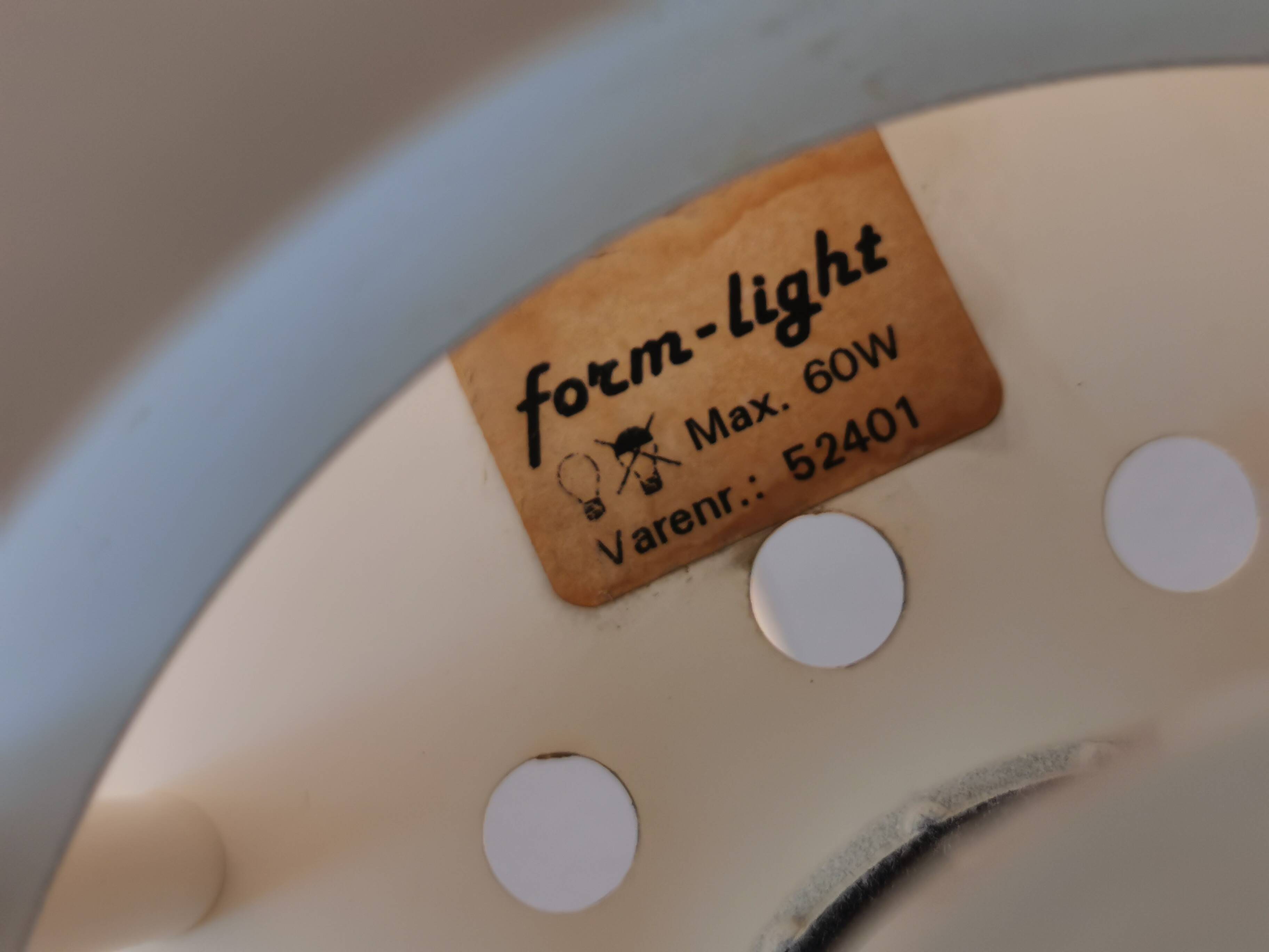 Nice medium-sized hanging lamp from Danish Form-Light 1980s.