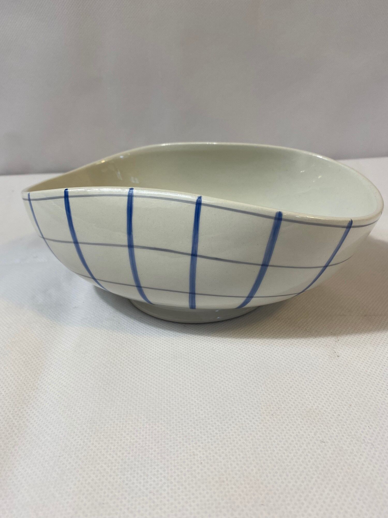 Splajé cup by Wilhelm Kåge
