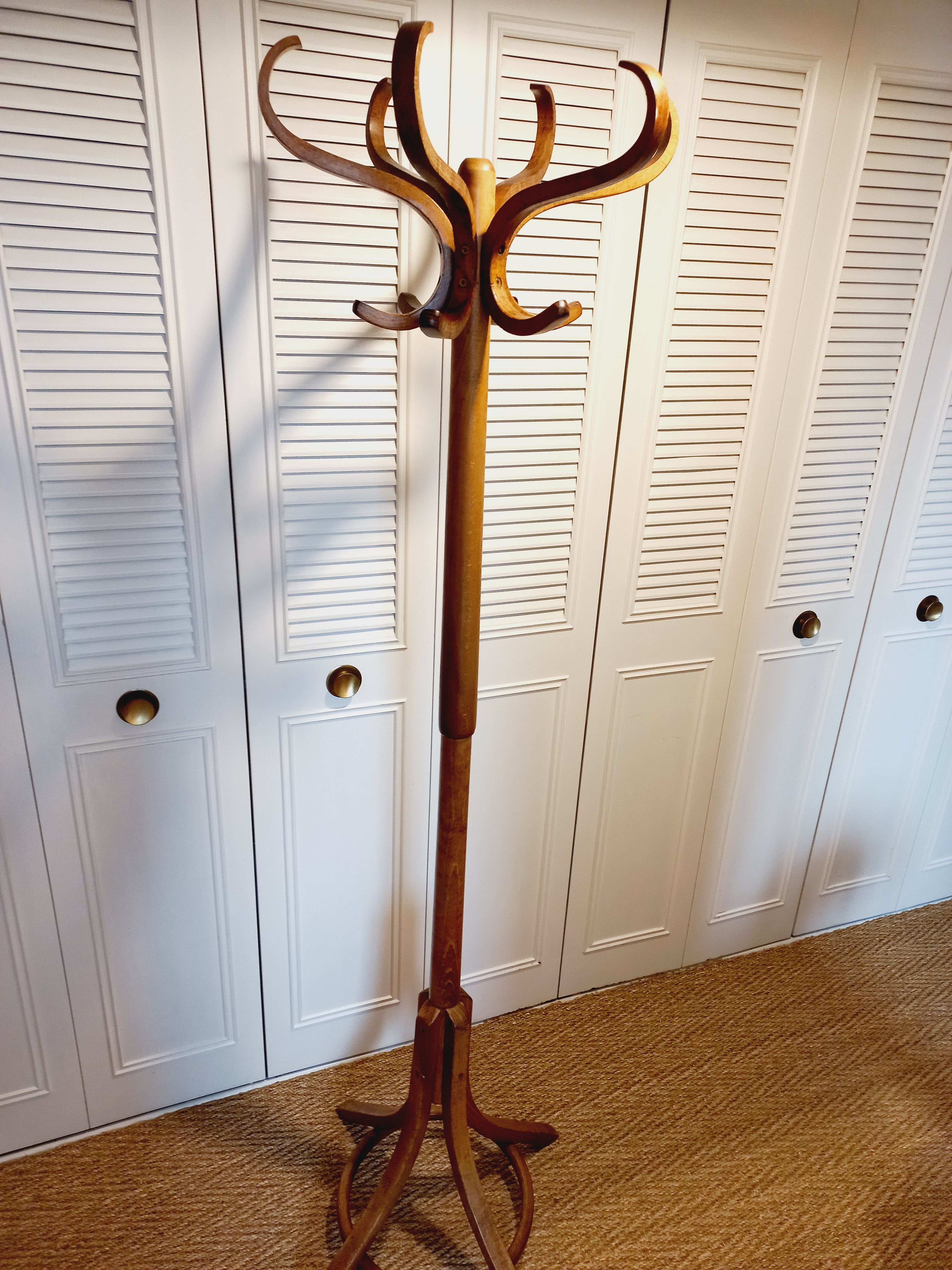 Vintage parrrot coat rack