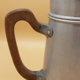 Cafetière ancienne en aluminium