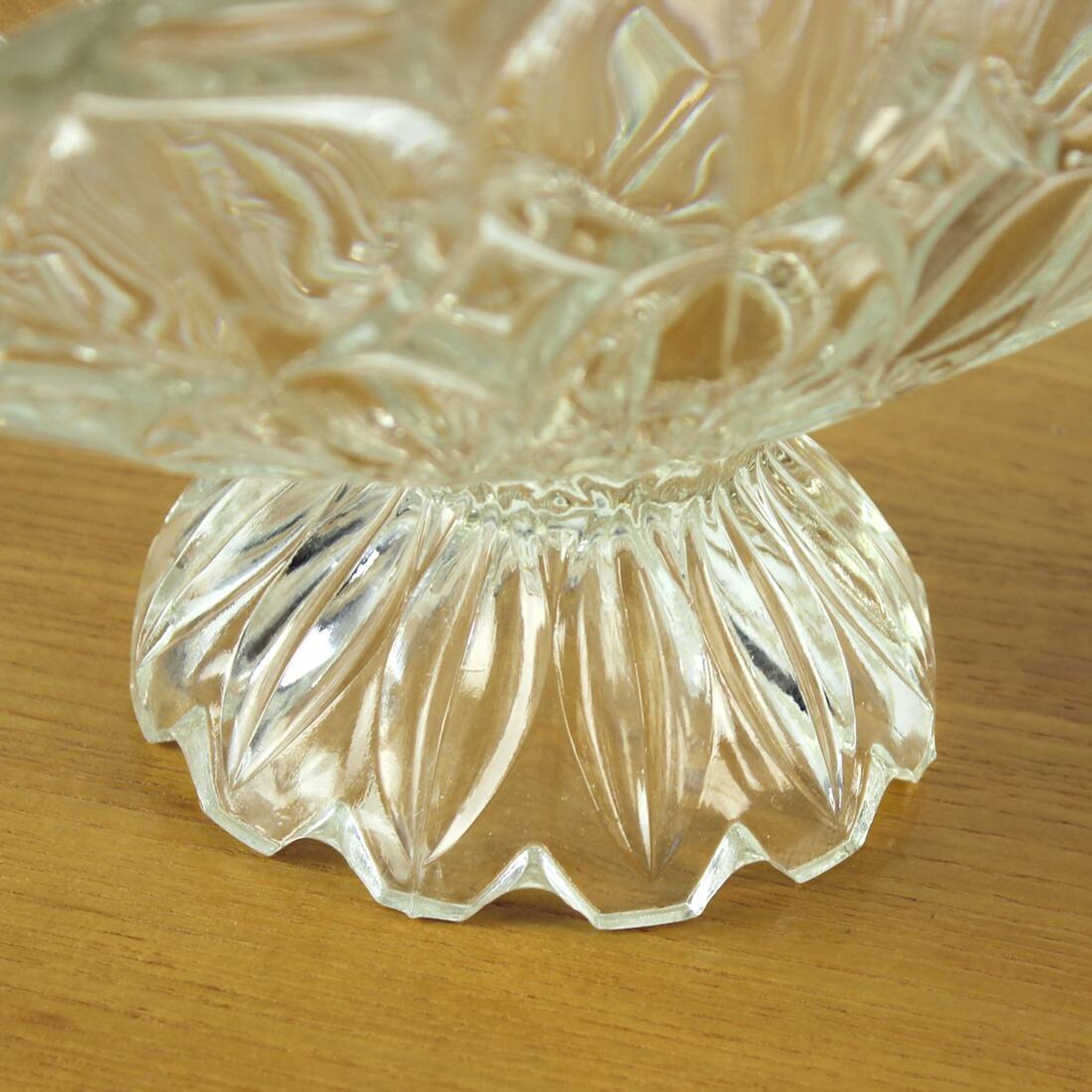 Large Pressed Glass Bowl, Tulip Collection Hermanowa Hut, 1957