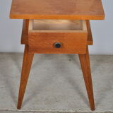 Table de chevet pieds compas