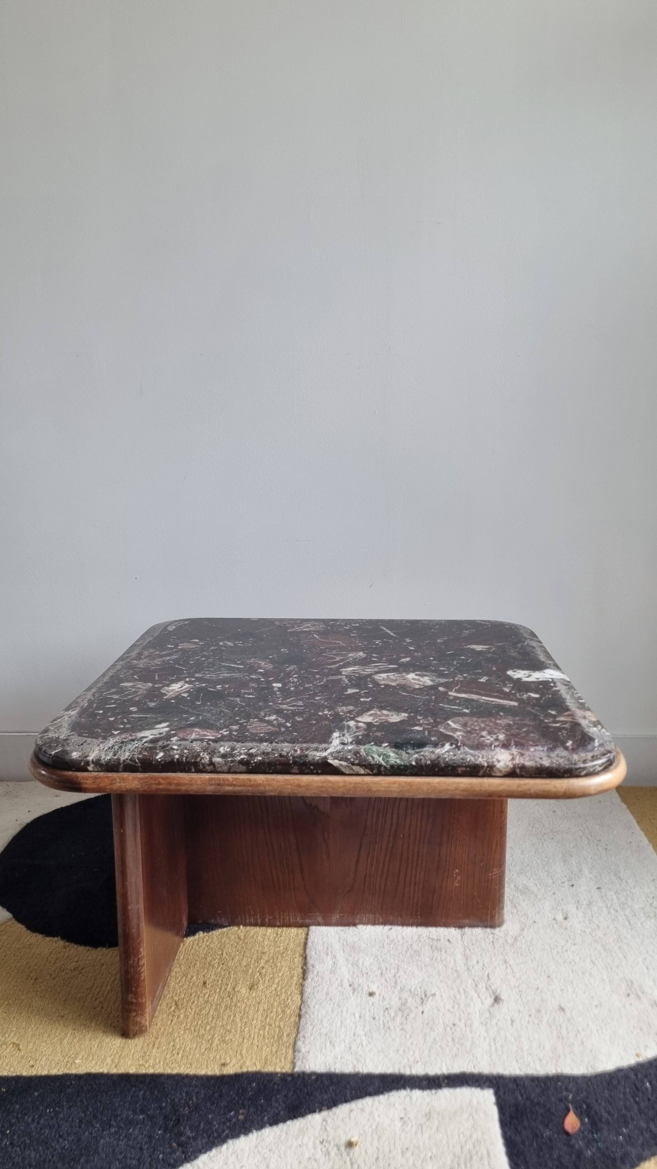 Table basse vintage en marbre