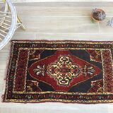Pure wool oriental carpet 112 x 62cm