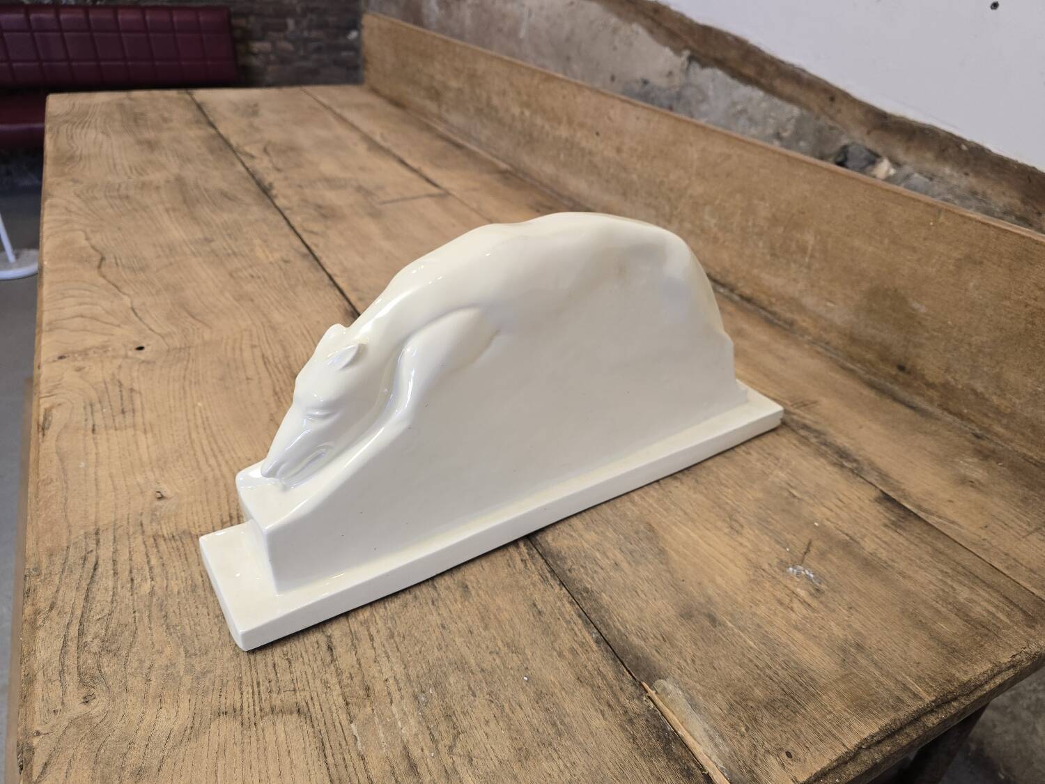 Sculpture en faïence émaillée blanche "lévrier en course" Abel René-Philippe