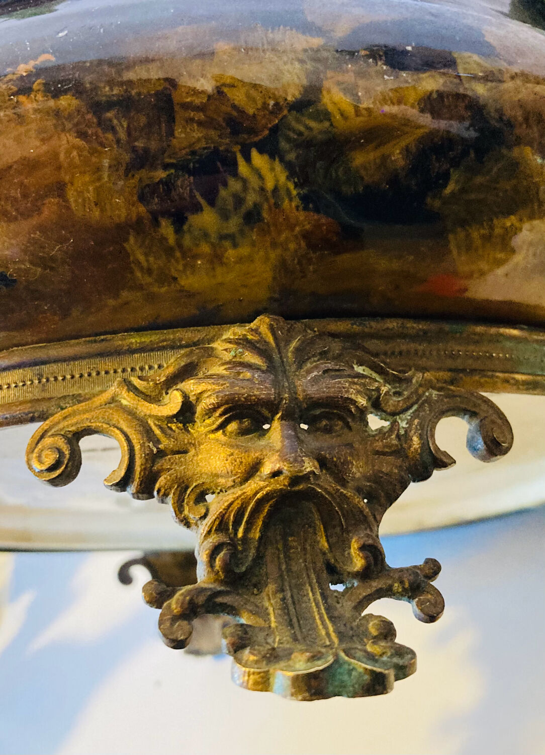 Cache pot, Napoleon III jardinière from the 19th century in barbotine and bronze.