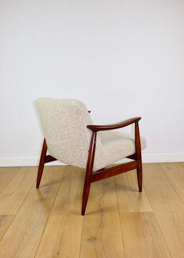 Fauteuil vintage GFM 300-202 design J.Kedziorek Loft années 70 en bouclée beige - 2 pièces disponibles