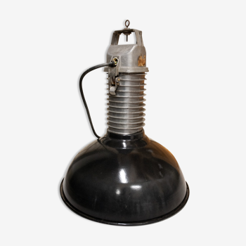 Industrial lamp suspension