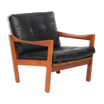Fauteuil par Illum Wikkelsoe, cuir et teck, vintage, 1960. Ceintures renouvelées.