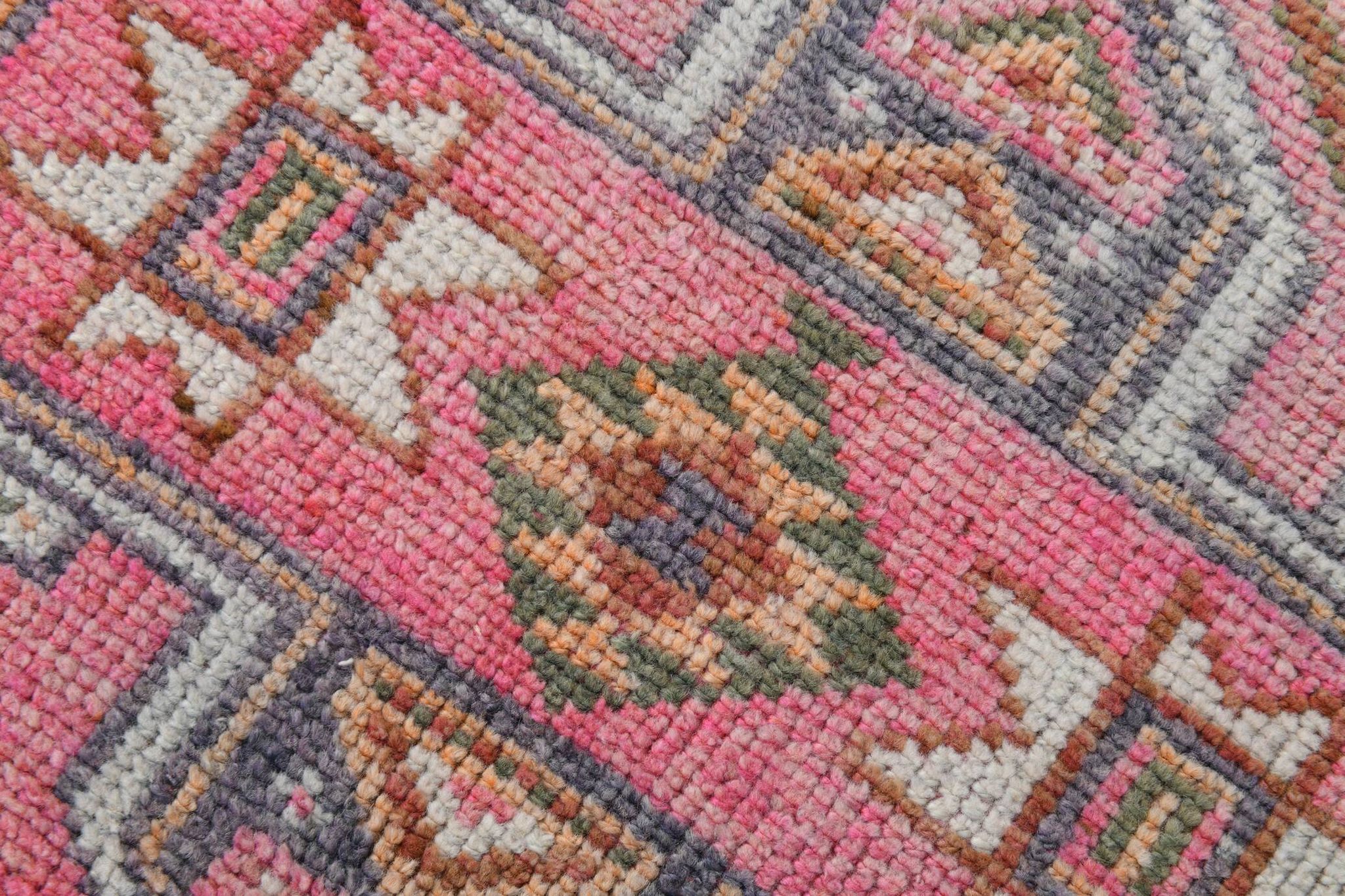 Shades Of Pink Beige Antique Vintage Runner Rug, 89x322Cm