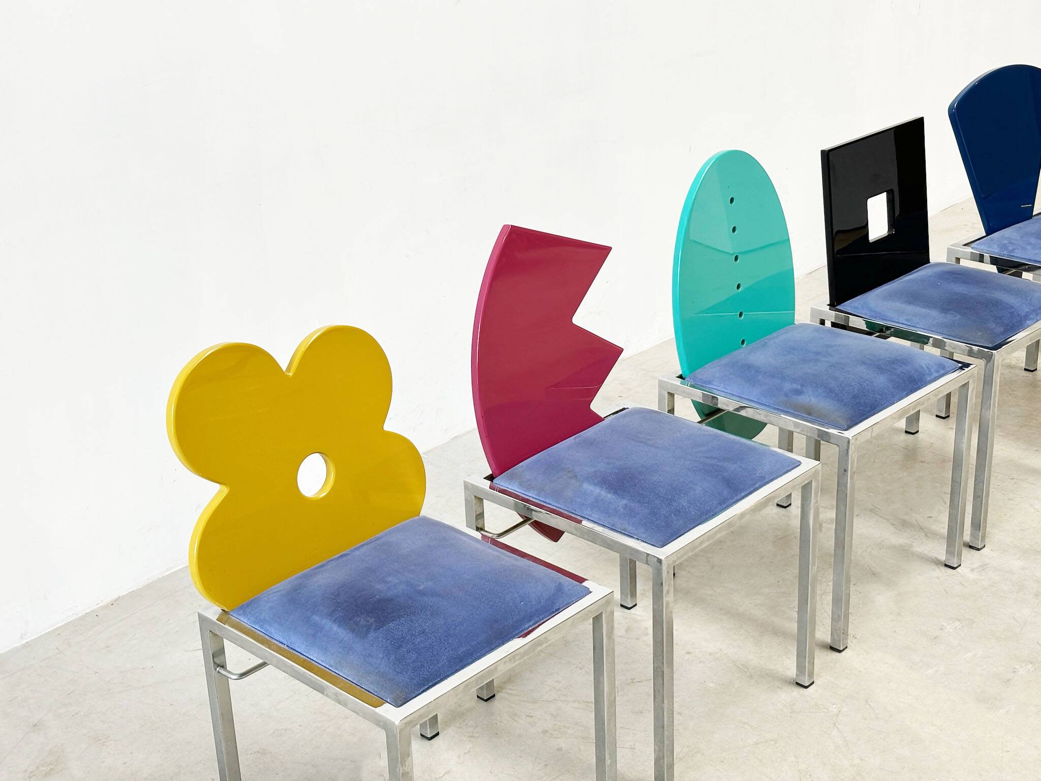 Set of 6 postmodern dining chairs by Salvati e Tresoldi for Omaggi / Saporiti