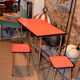 Table et tabourets en formica
