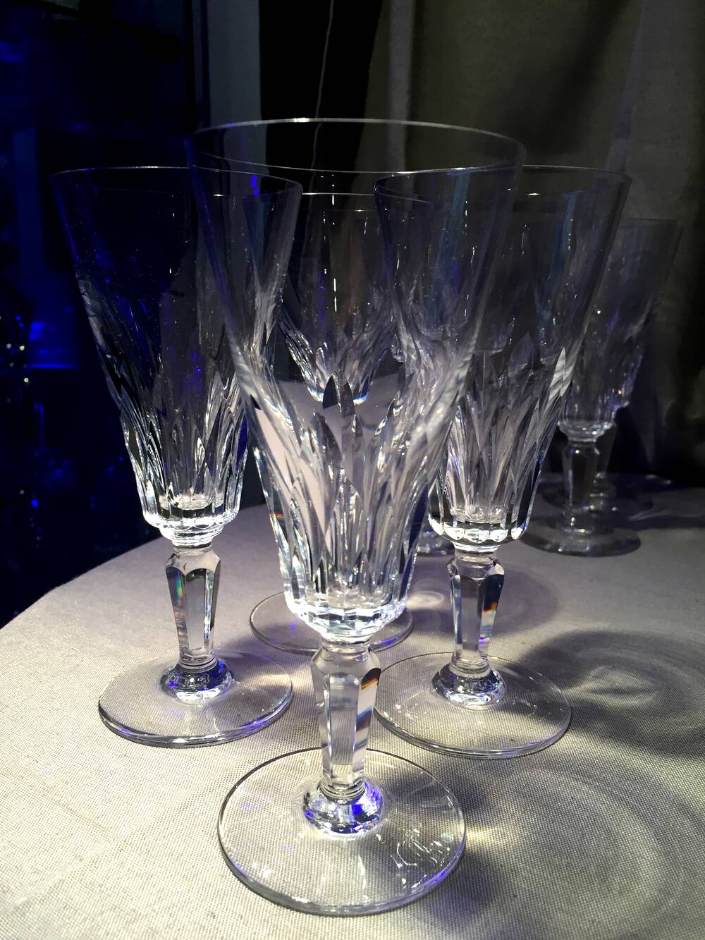 Suite of 16 champagne flutes in baccarat crystal carcassonne model