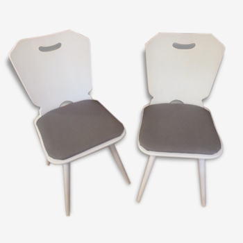 Pair of chairs Scandinavian white wood