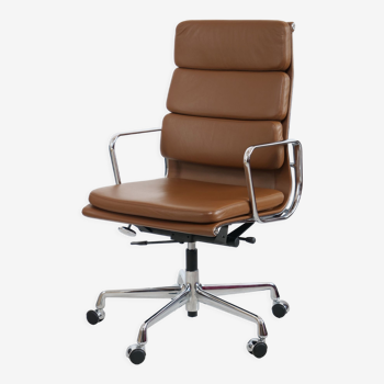 Eames EA 219 Vitra leather office chair