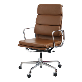 Eames EA 219 Vitra leather office chair