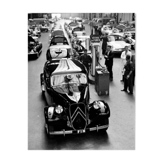 Photography, "The Last Traction, Javel Citroen Factories," 1957 / 15 x 20 cm