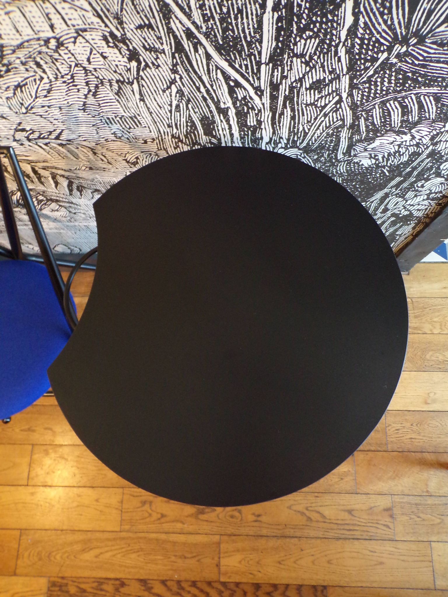 Set of 2 stools and Yamakado side table.
