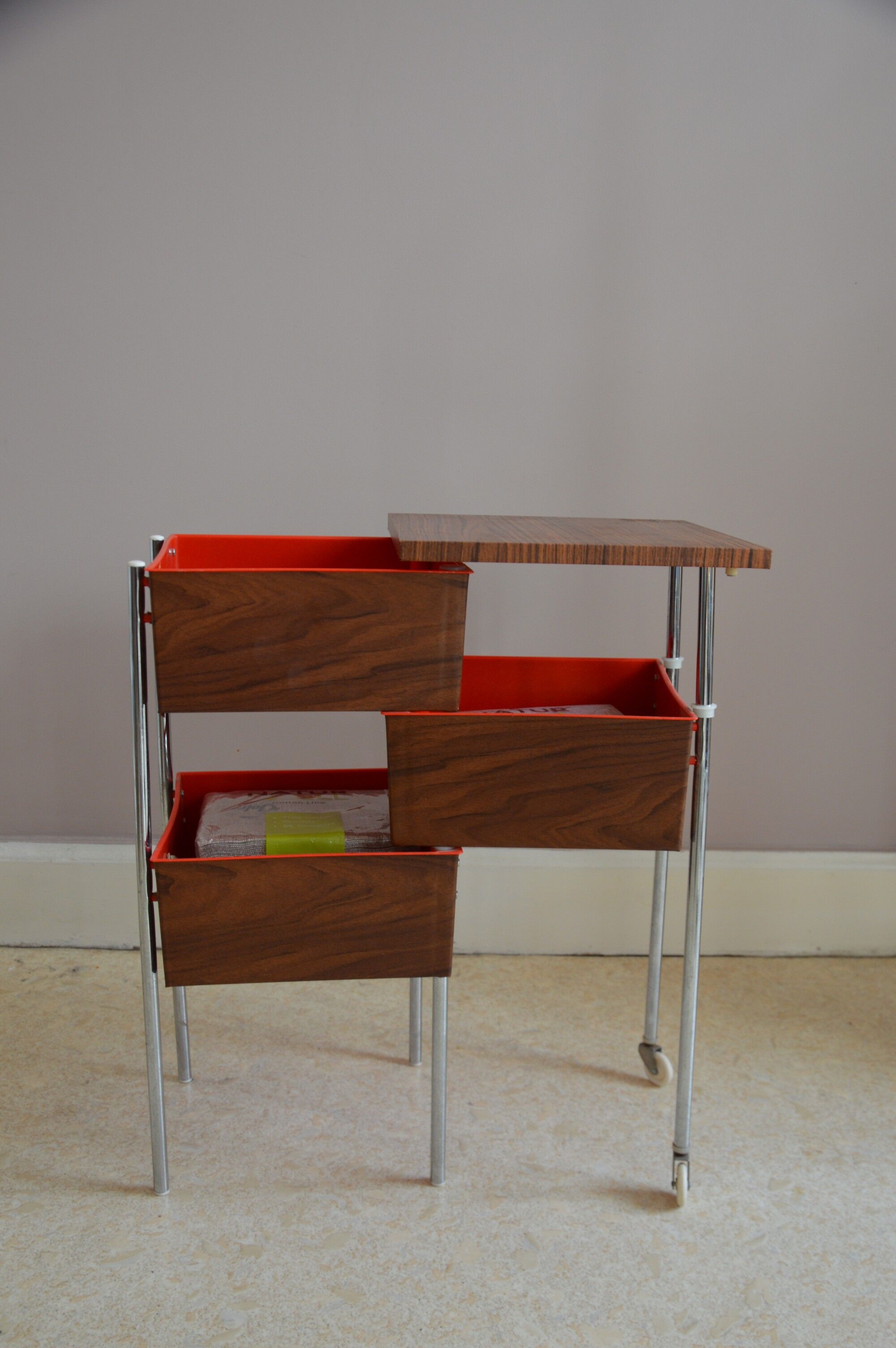 Sewing basket 1970