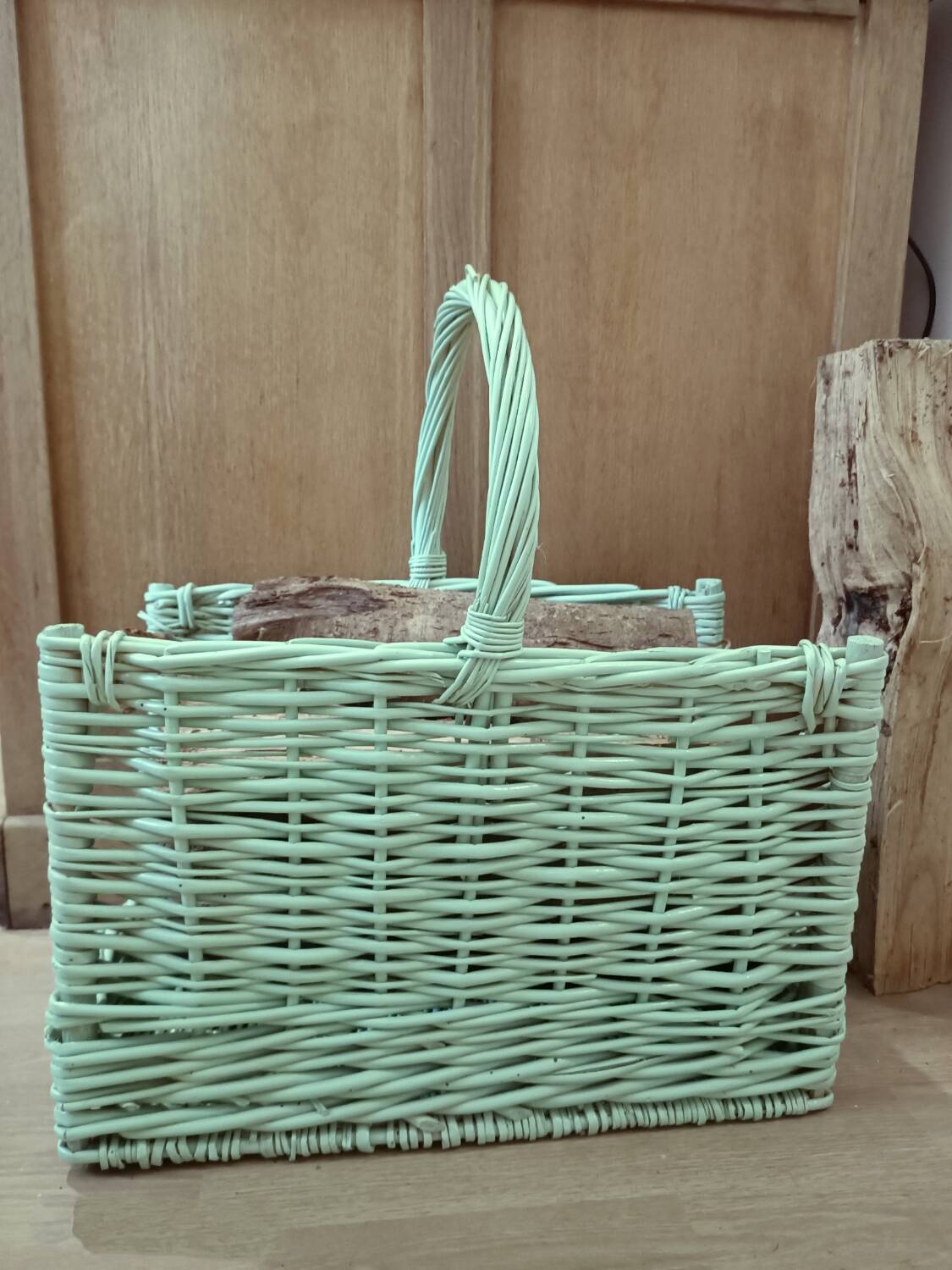 Log basket