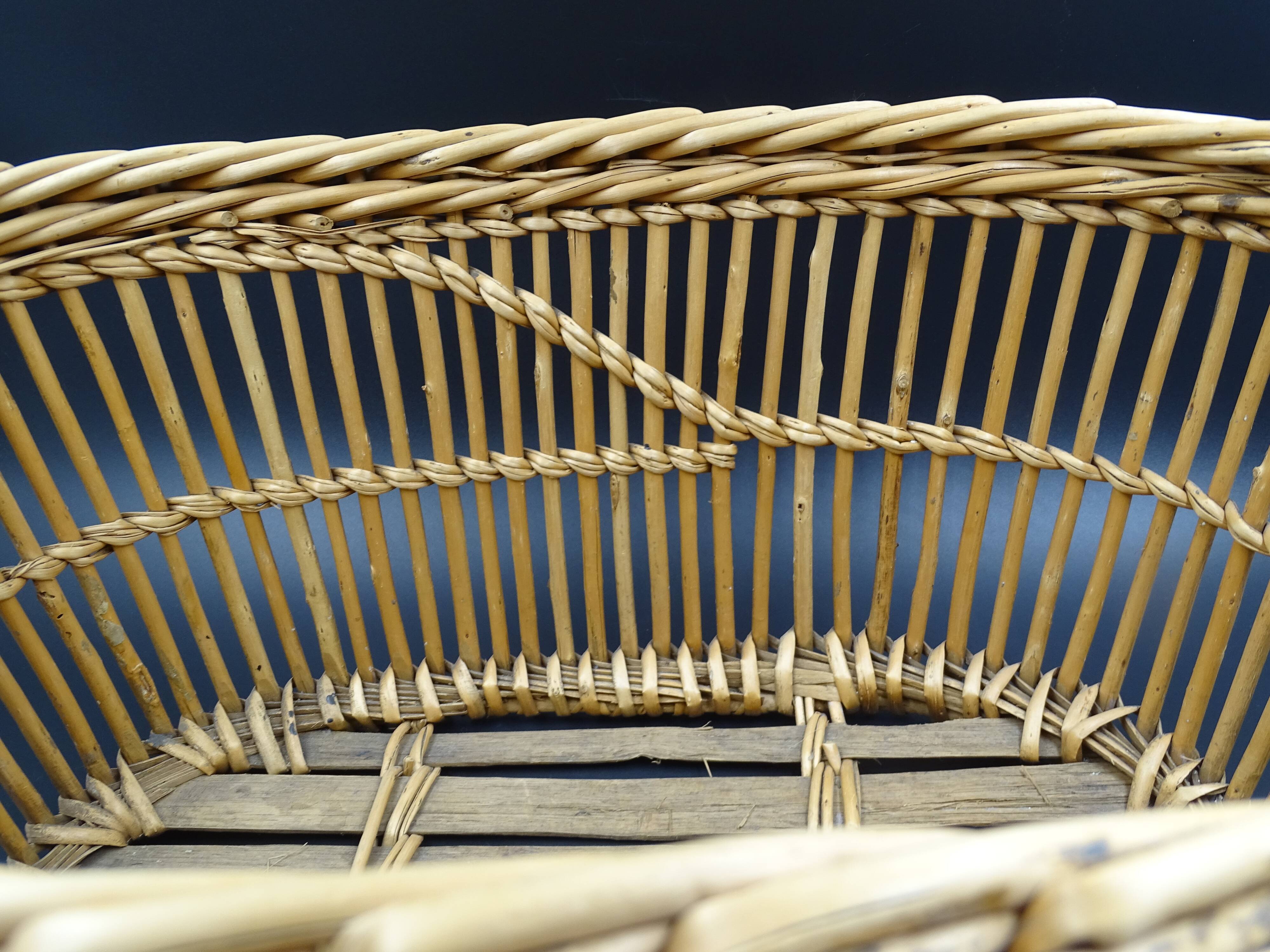 Basket or old wicker laundry basket