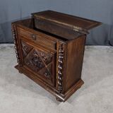 Landing Linen Chest in Solid Beech and Walnut, Louis XIII Style – Late 19th Century