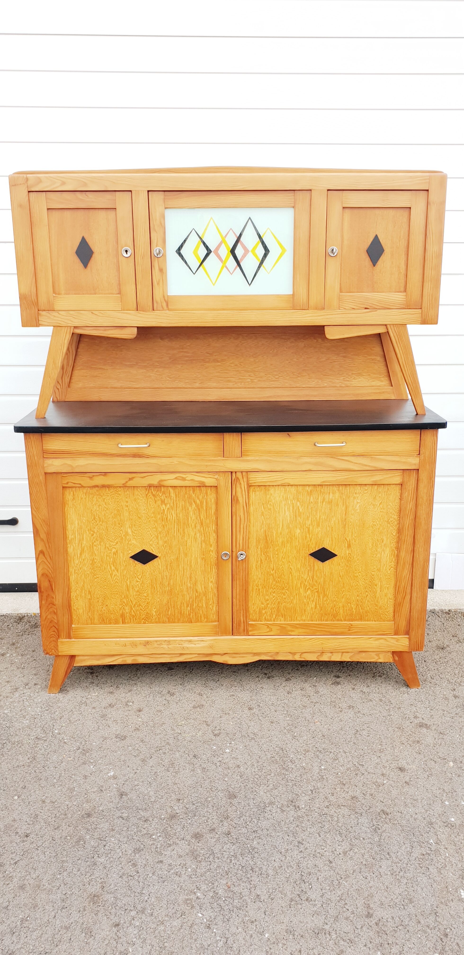 Vintage buffet