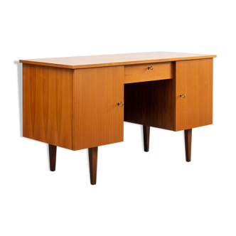 Cubic desk 60