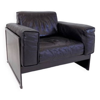 Matteo Grassi Korium KM 3/1 leather lounge chair by Tito Agnoli, 1980