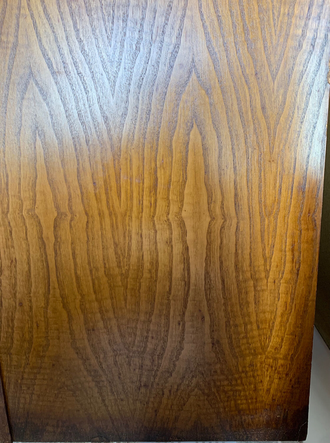 Mid-Century Chest of Drawers