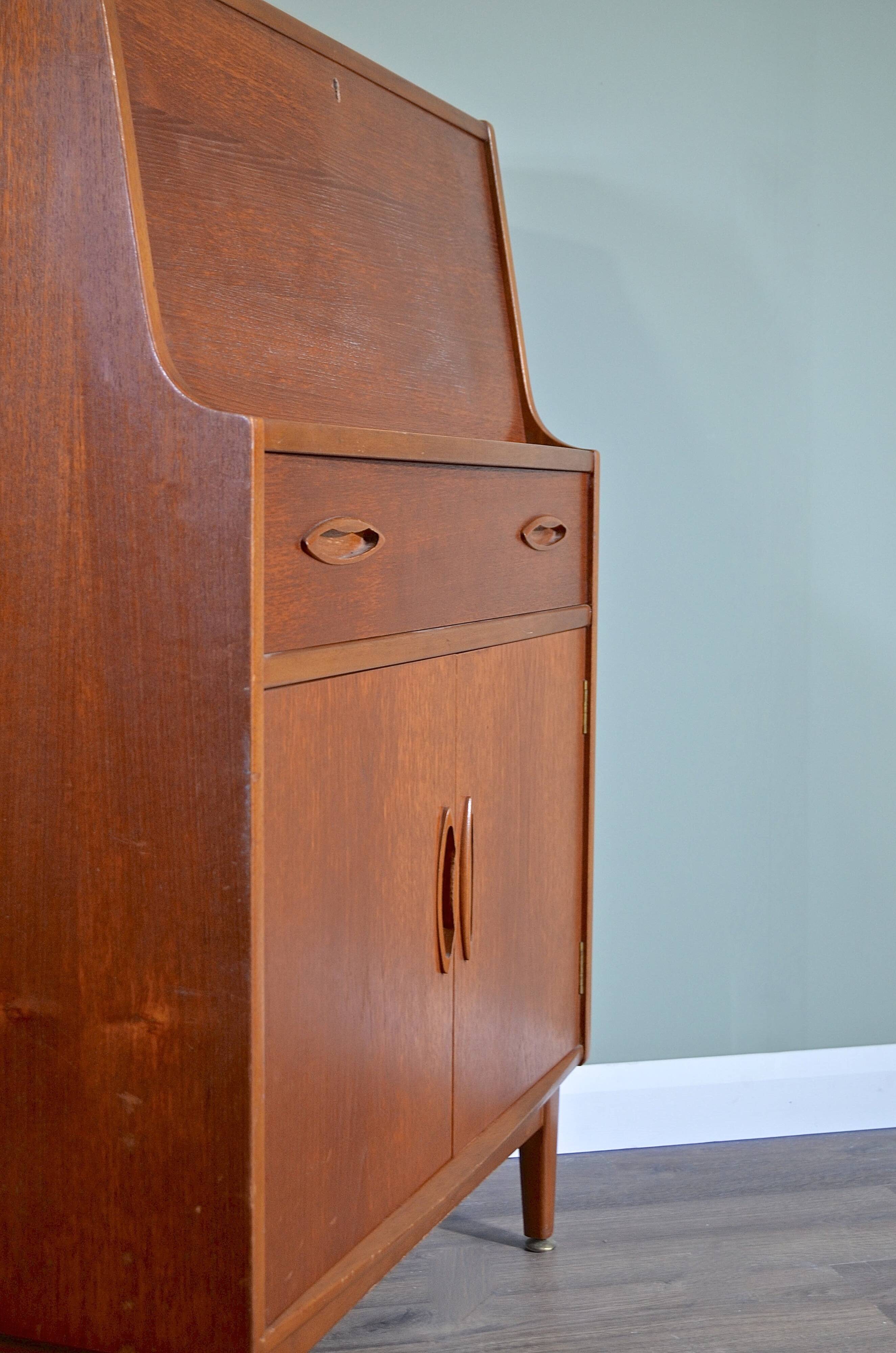 Vintage Midcentury 'Jentique' Teak Bureau / Cabinet Chest. Delivery. Modern