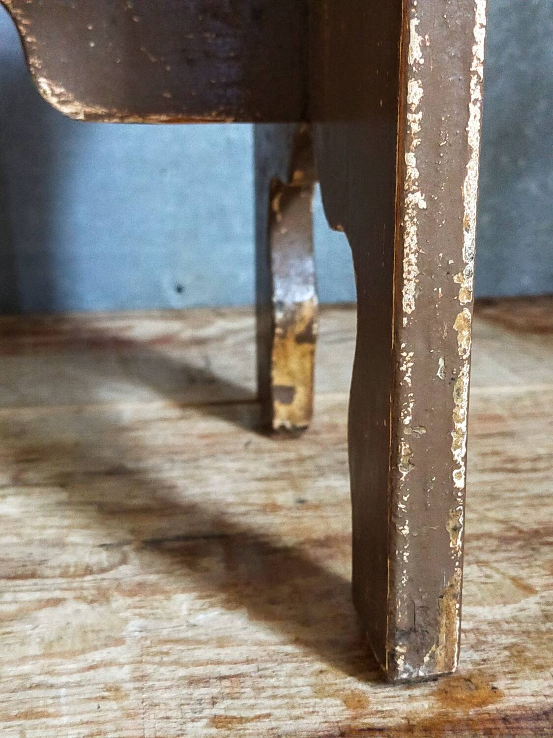 Mini-bench stool in old patinated solid wood