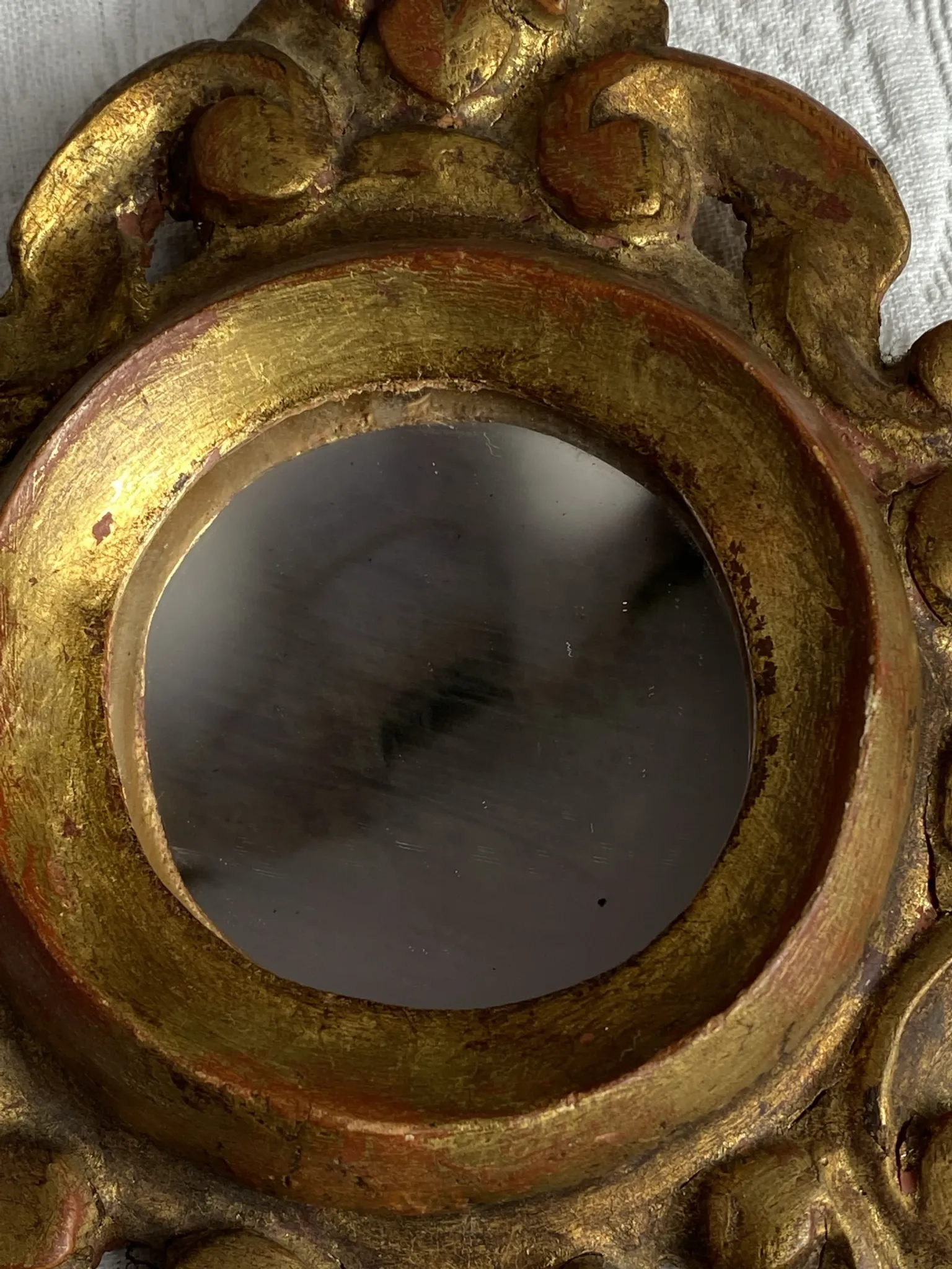 Miroir en bois sculpté de style rococo