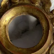 Miroir en bois sculpté de style rococo