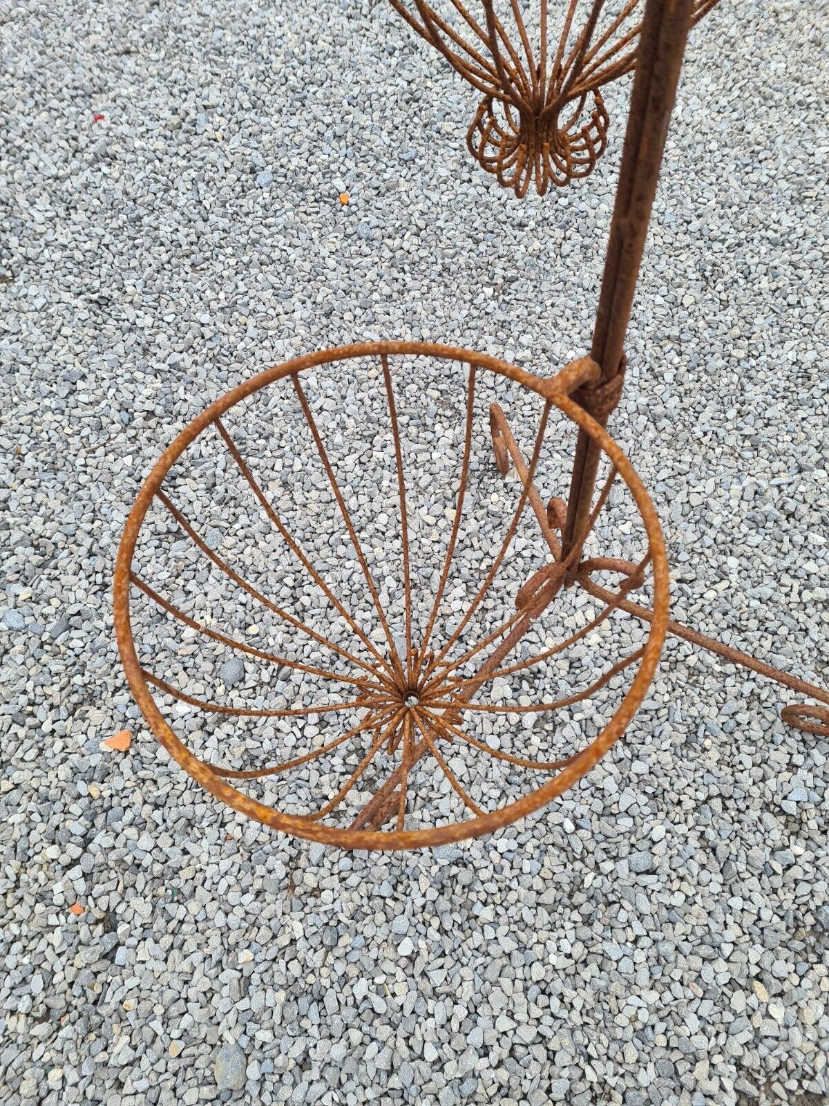 Wrought iron planter