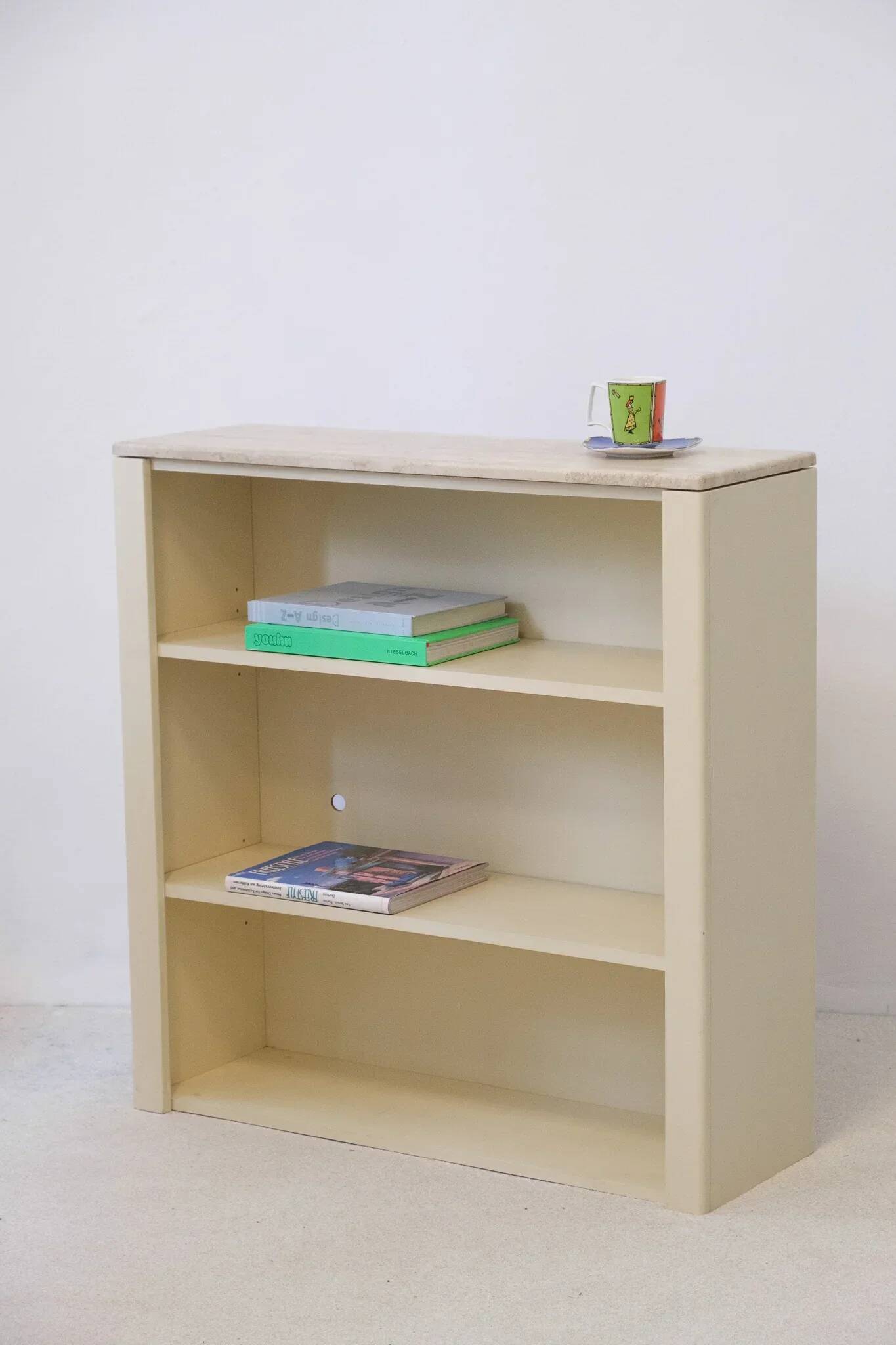 Shelf with travertine top by Lübke International, Germany.