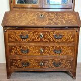 Venetian scriban secretary in Louis XV style, inlaid with walnut.