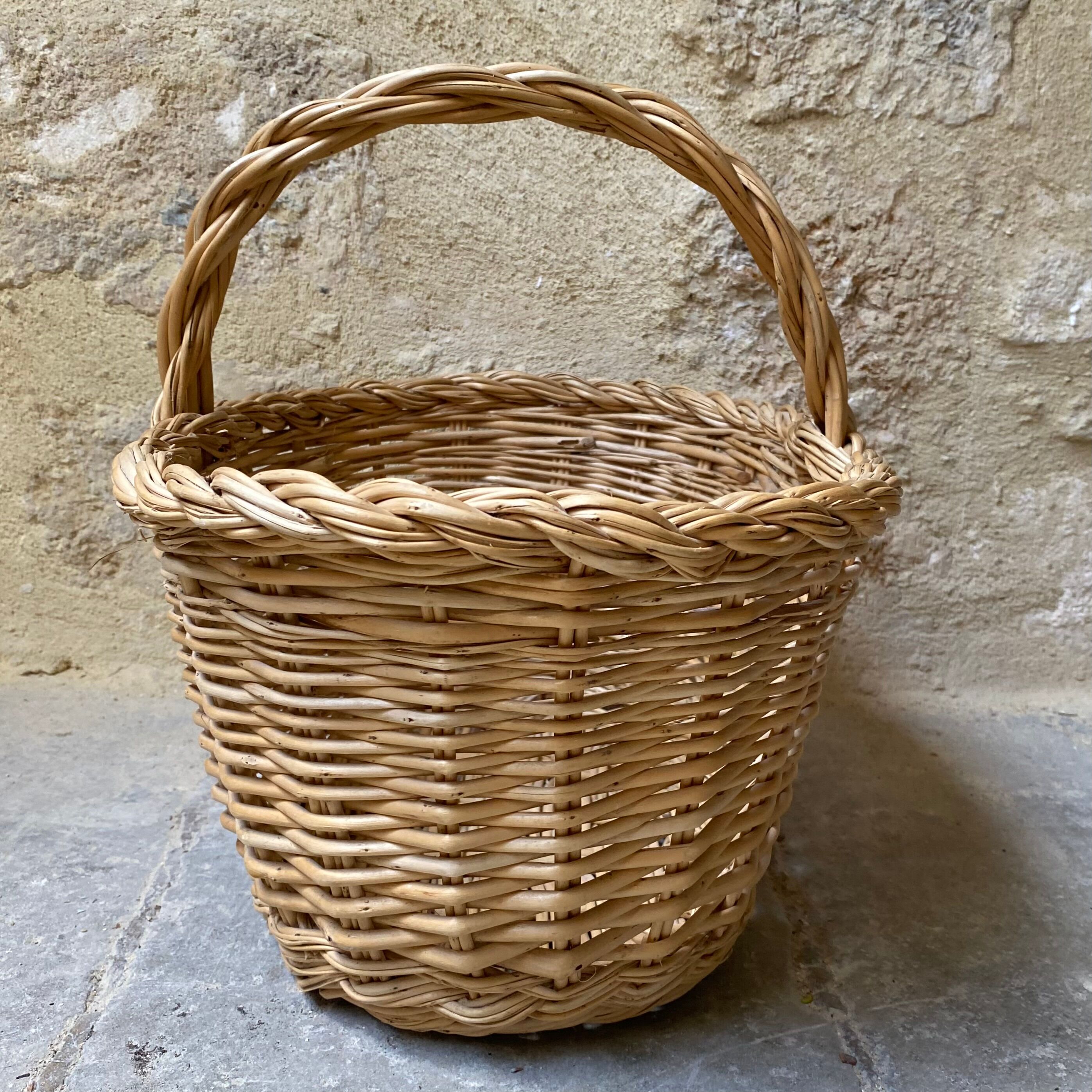 Wicker basket