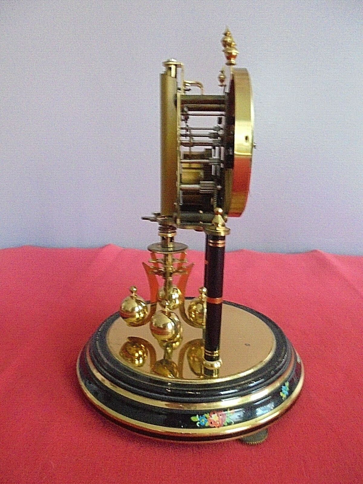 Old perpetual movement Kundo pendulum