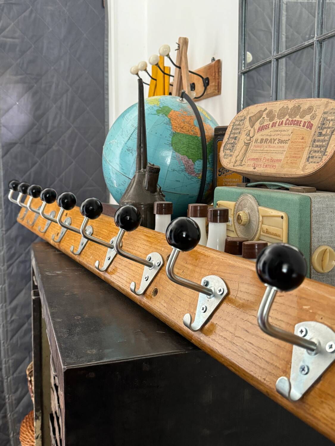 Old school coat rack 10 black ball hooks