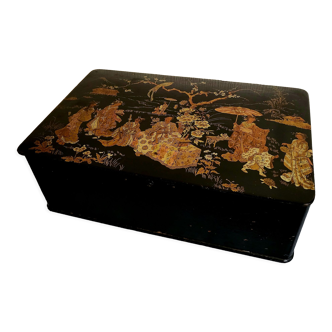 Napoleon III papier-mâché box