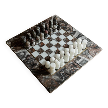 Vintage Marble Chess Set in Grey and Pink Stone – Hand-Carved Pieces, 31x31 cm Board, 1960s Italian Design