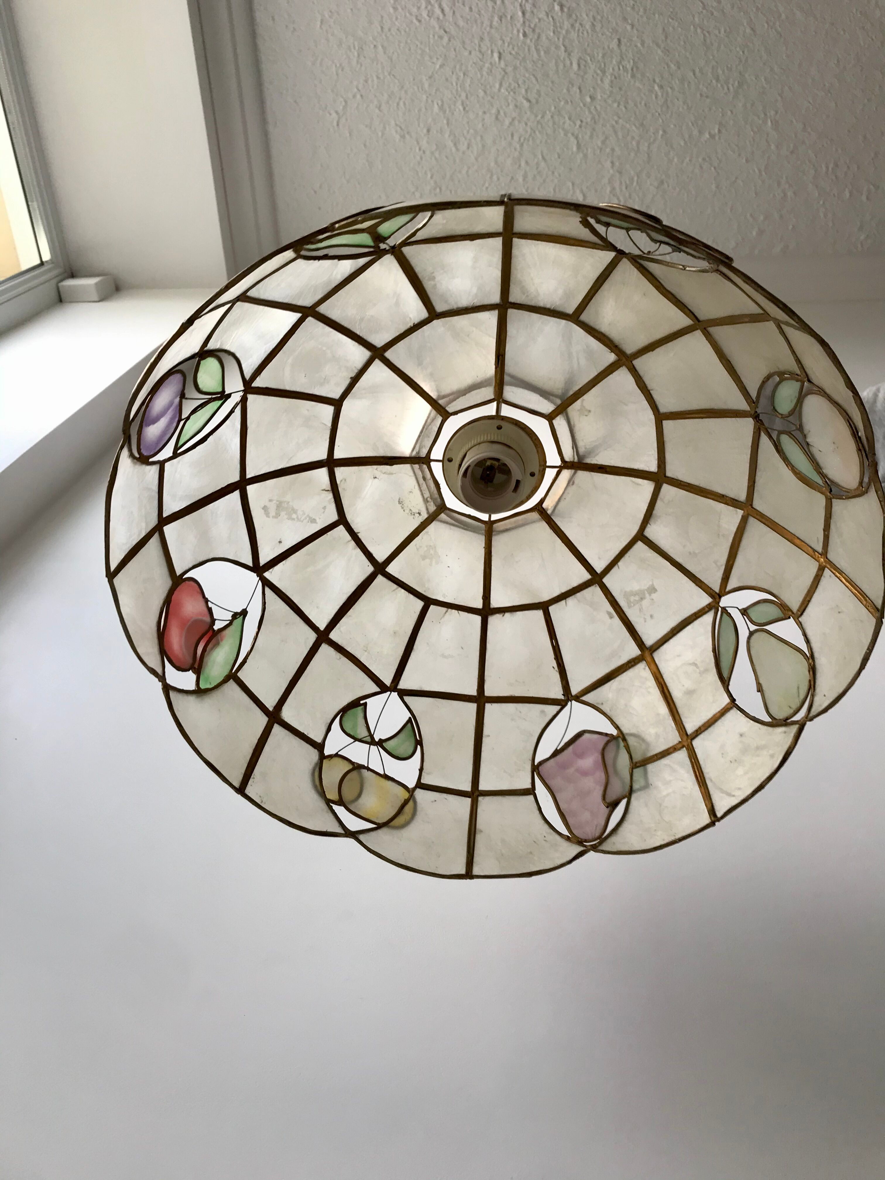 Mother-of-pearl suspension fruits 60s