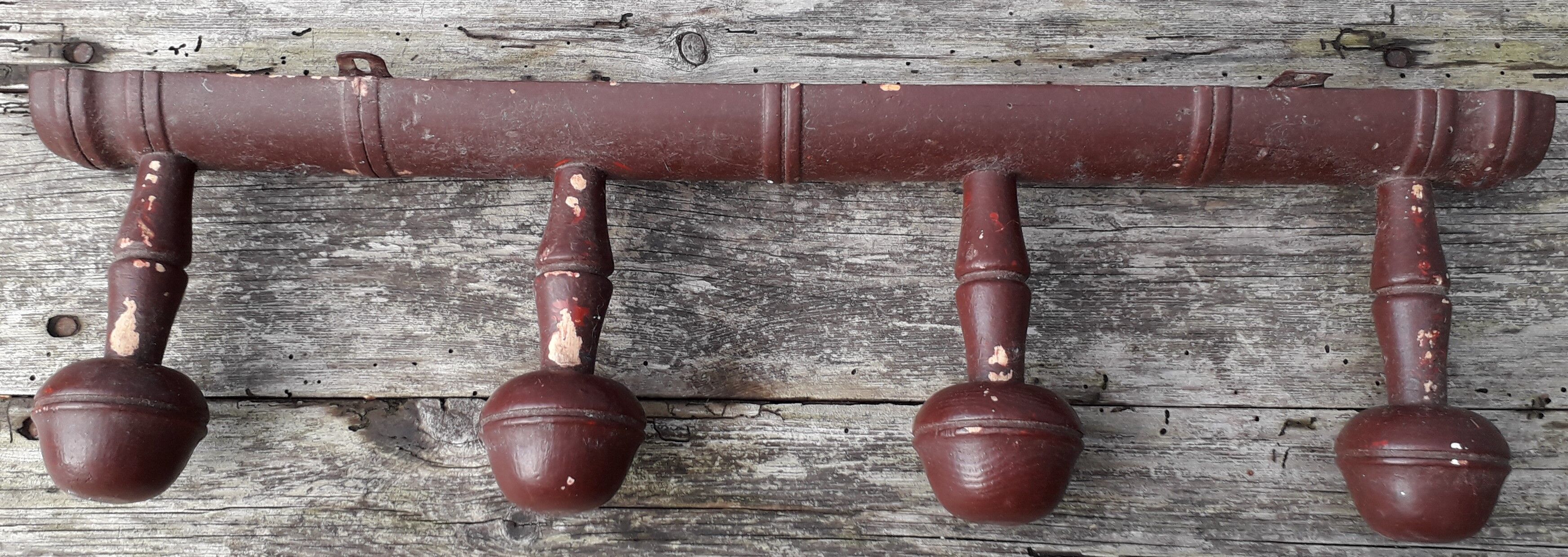 Porte manteau en bois