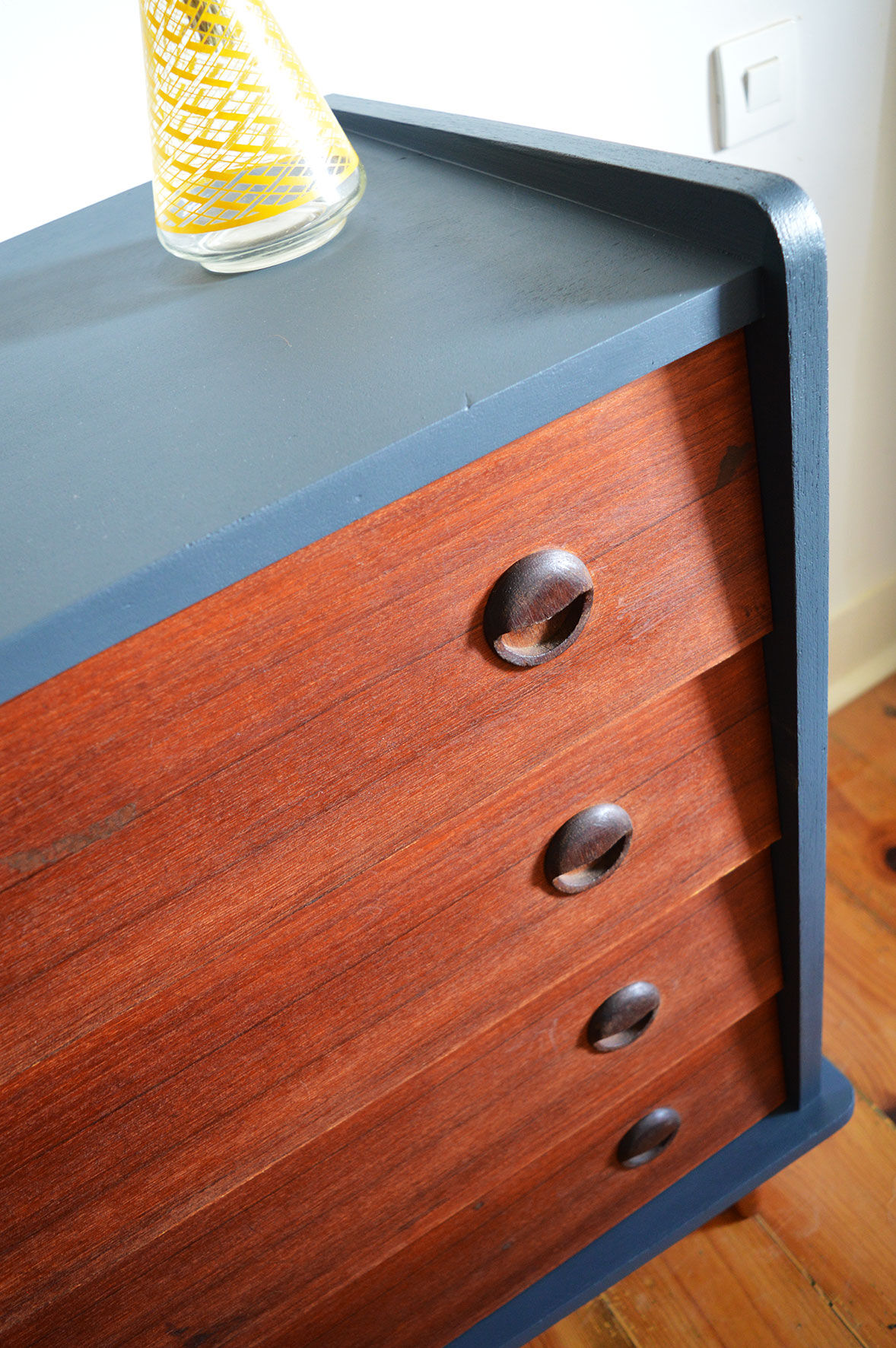 Scandinavian dresser