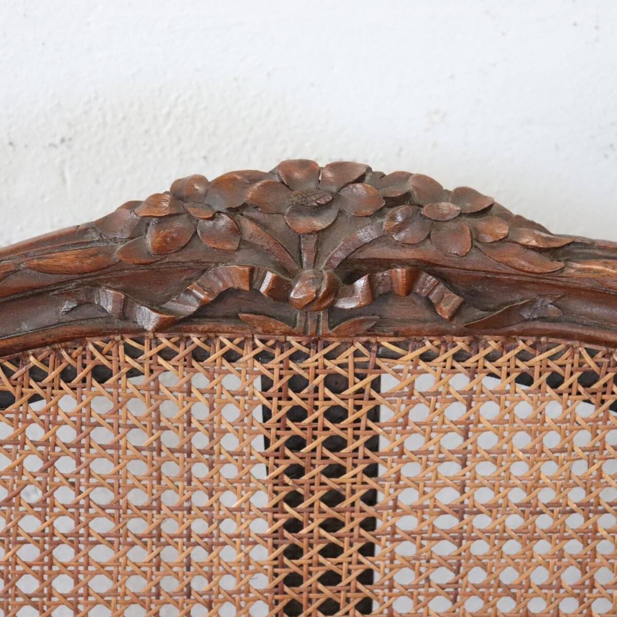 Antique Walnut And Vienna Straw Sofa, Italy 18th Century