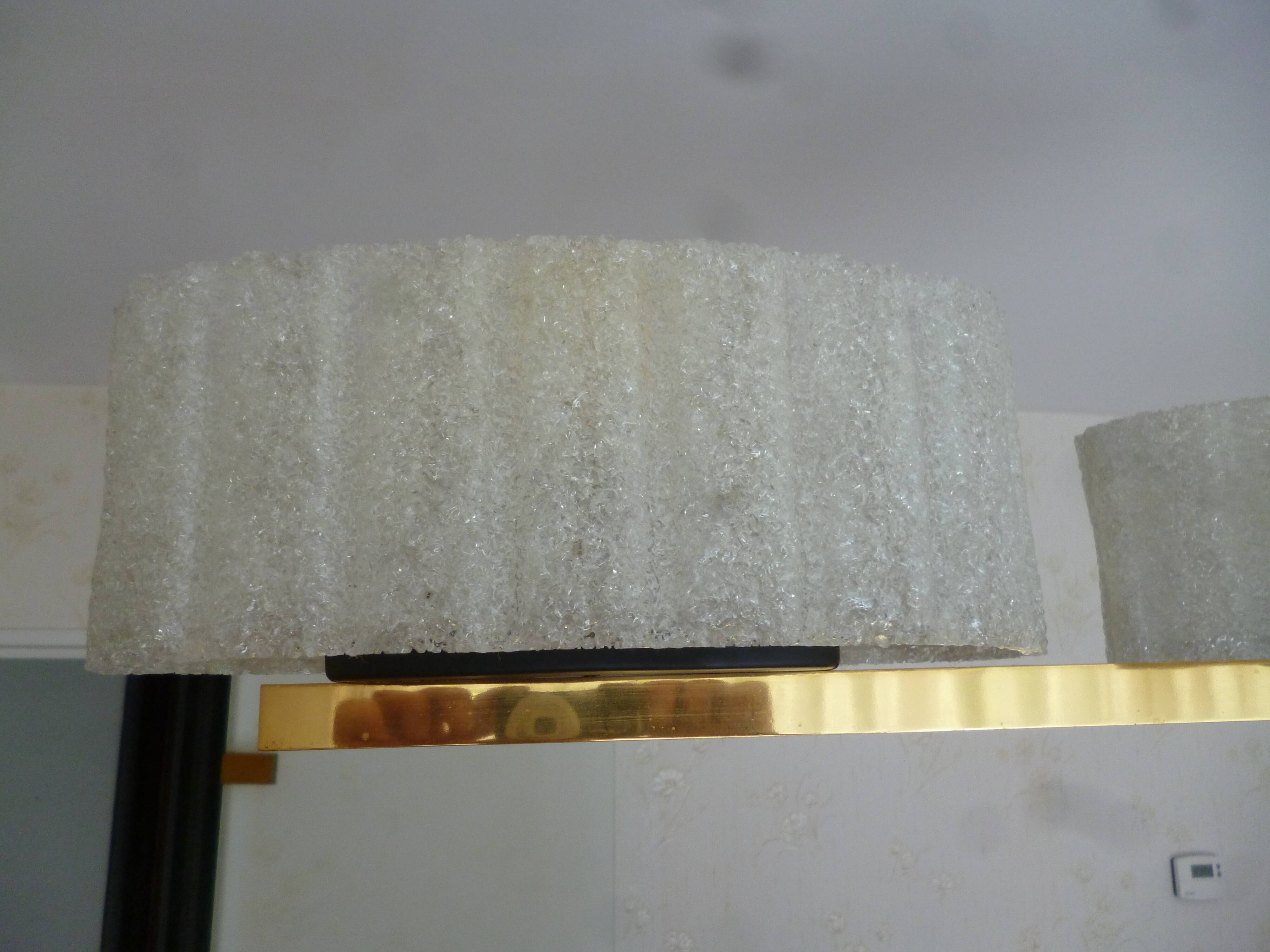 Arlus chandelier at 4 offal days