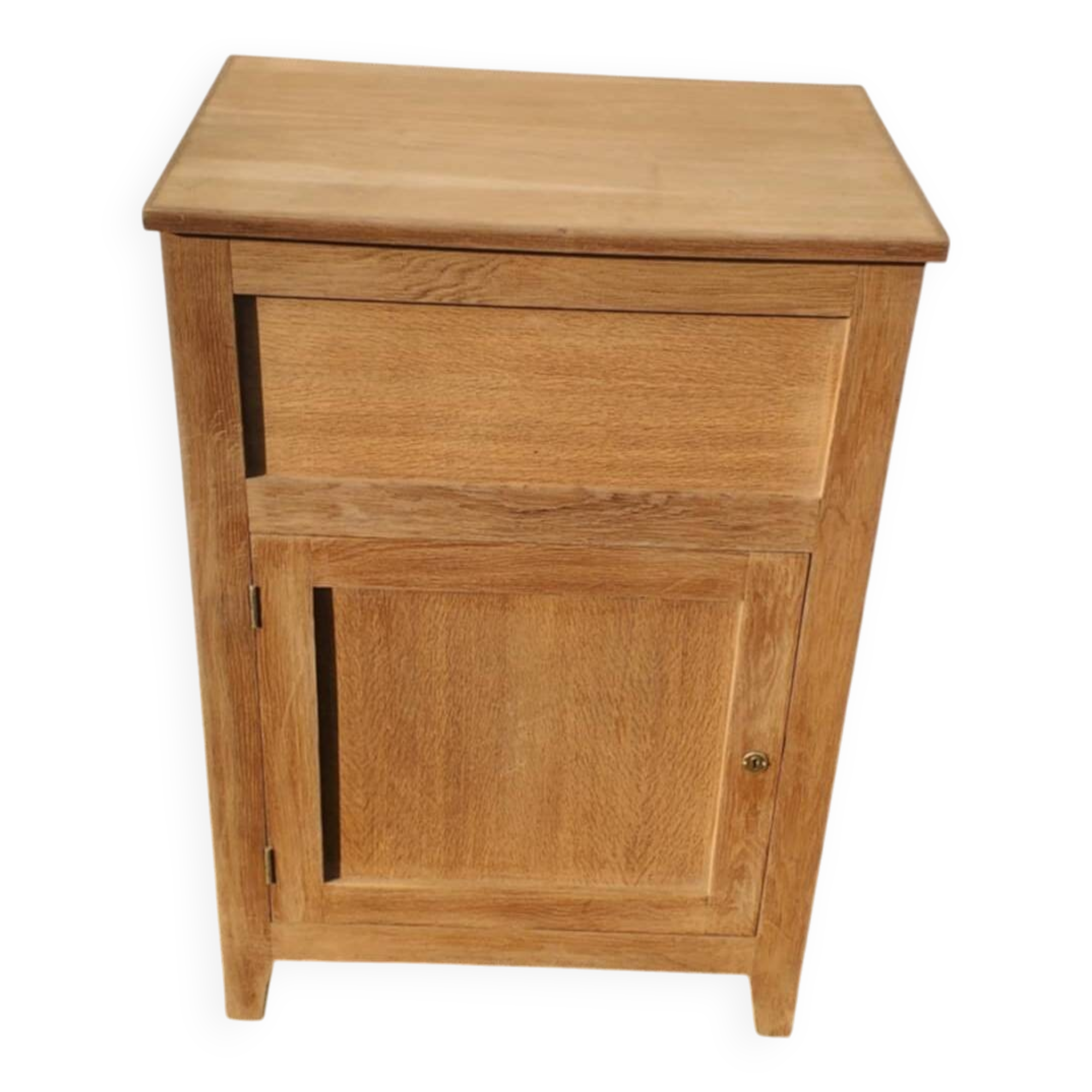 Beautiful piece of furniture from the 1940s with 1 lid + 1 door with key.